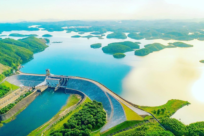 Discover Top Best Things To Do And To See In Thac Ba Lake, Yen Bai Discover Top Best Things To Do And To See In Thac Ba Lake, Yen Bai
